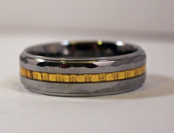 Ring - Silver/Gold - close up